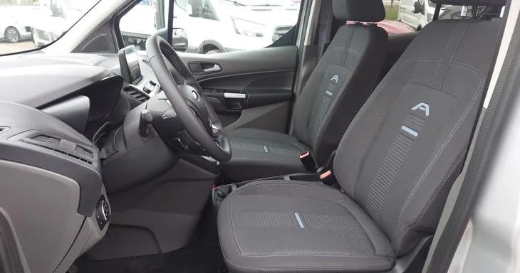 Ford Tourneo Connect cena 140452 przebieg: 10, rok produkcji 2023 z Tłuszcz małe 631